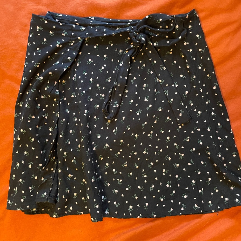 Brandy Melville Floral Wrap Skirt